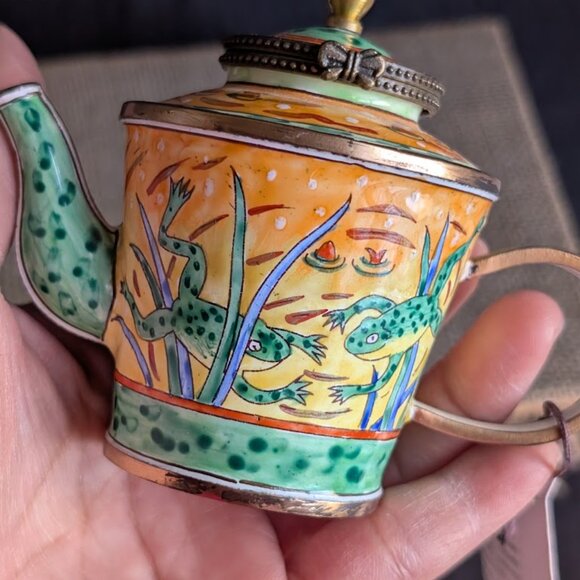 Kelvin Chen Jumping Frogs on Pond Enameled Miniature Teapot with Hinged Lid - Picture 4 of 10